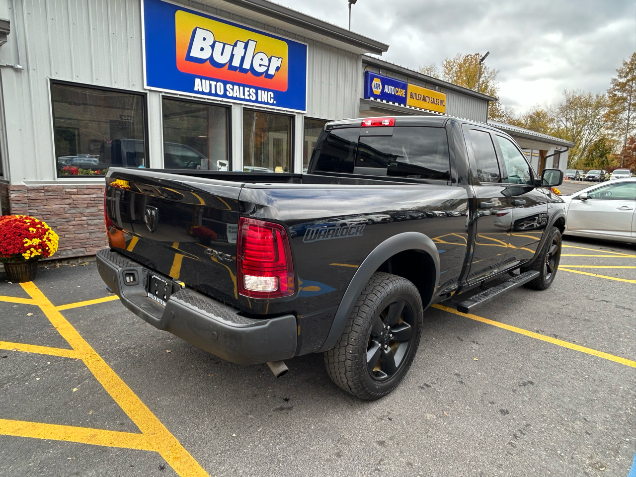 RAM 1500 SLT Quad Cab 4WD 2020 RAM 1500 SLT Quad Cab 4WD 2020