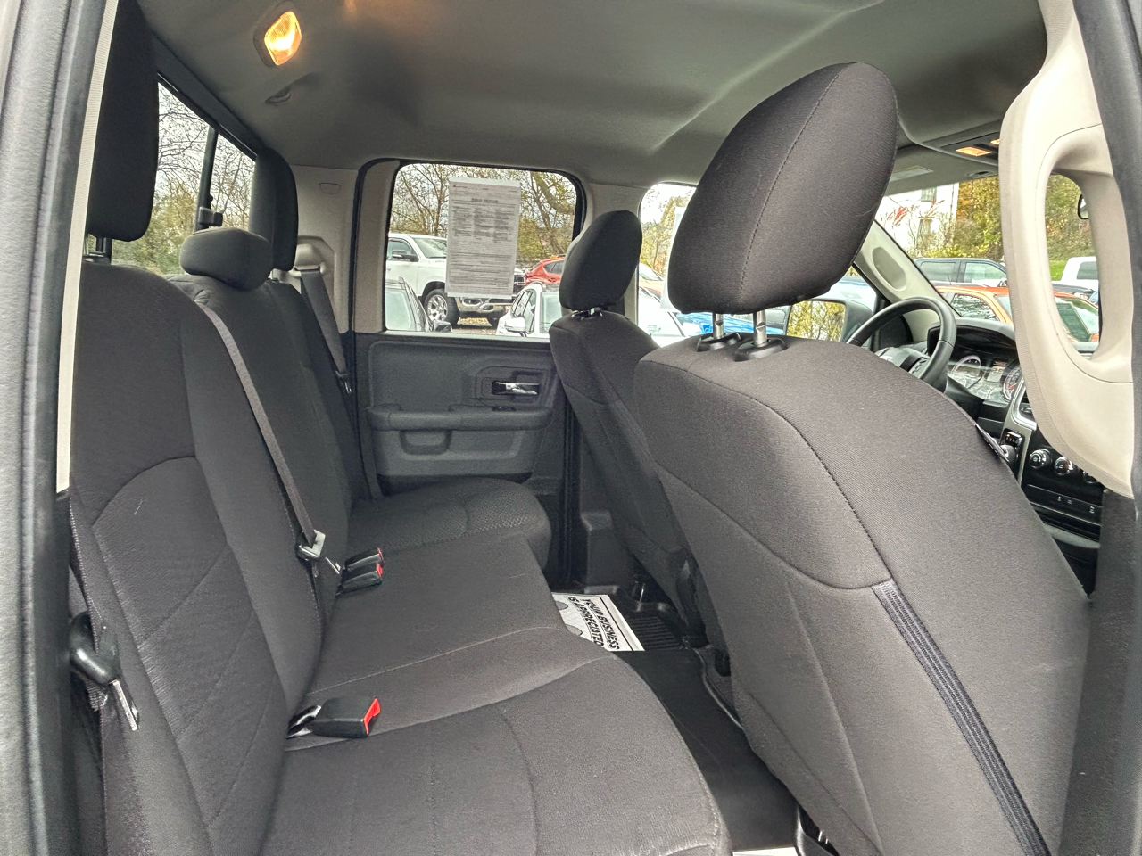 RAM 1500 SLT Quad Cab 4WD 2020 RAM 1500 SLT Quad Cab 4WD 2020