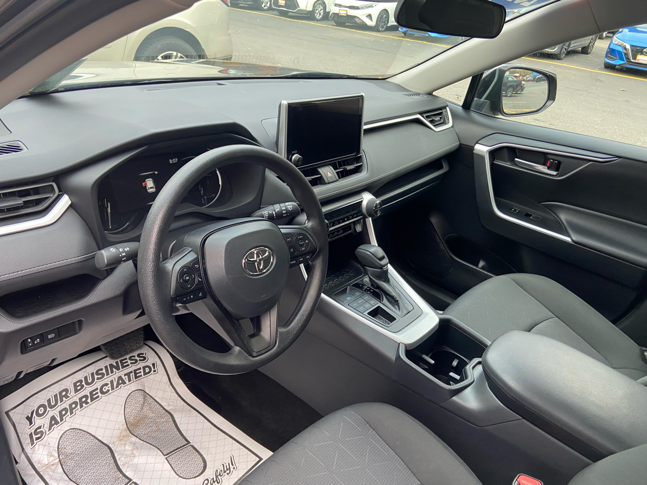 Toyota RAV4 XLE AWD 2025 Toyota RAV4 XLE AWD 2025