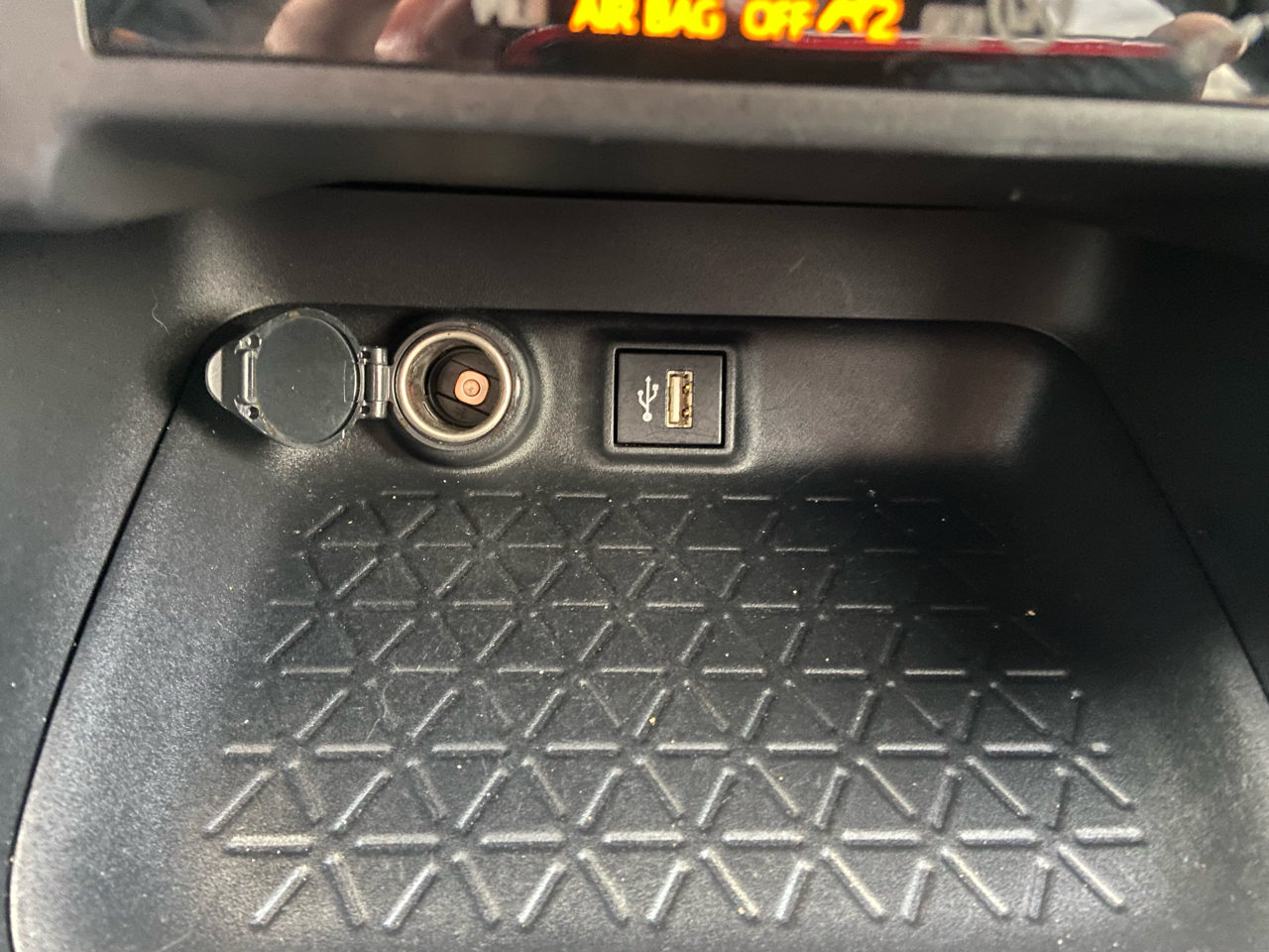 Toyota RAV4 XLE AWD 2025 Toyota RAV4 XLE AWD 2025