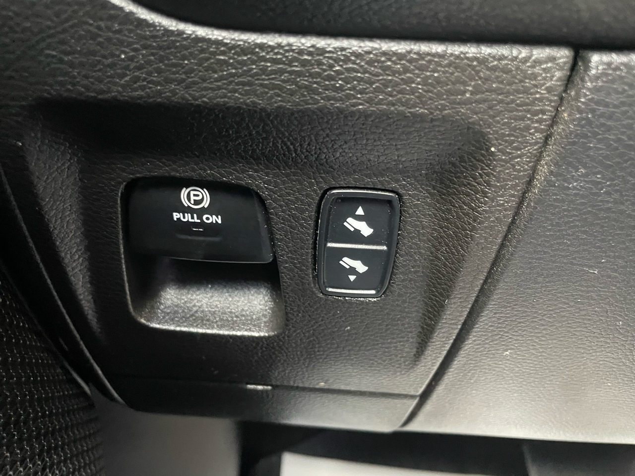 RAM 1500 Big Horn Quad Cab 4WD 2019 RAM 1500 Big Horn Quad Cab 4WD 2019