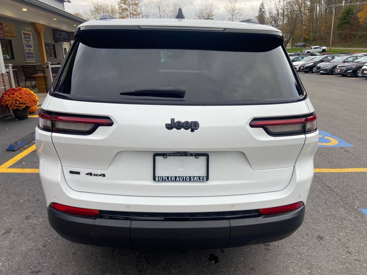 Jeep Grand Cherokee L Altitude 4x4 2022 Jeep Grand Cherokee L Altitude 4x4 2022