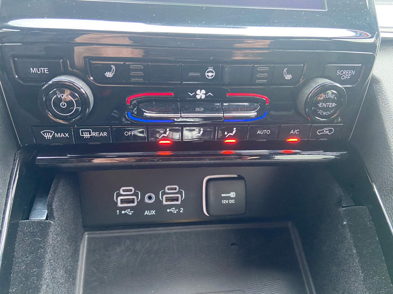 Jeep Grand Cherokee L Altitude 4x4 2022 Jeep Grand Cherokee L Altitude 4x4 2022