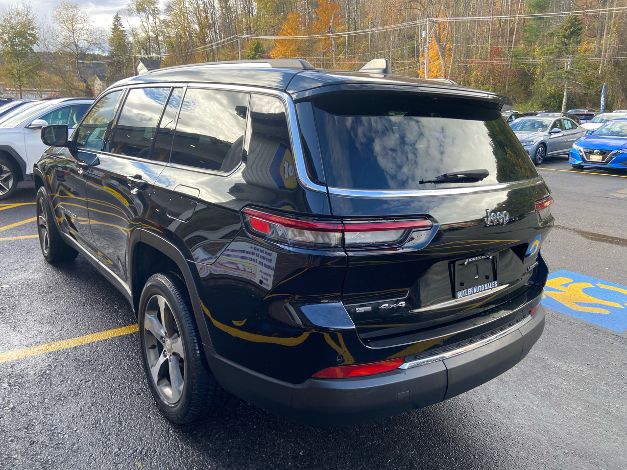 Jeep Grand Cherokee L Limited 4WD 2023 Jeep Grand Cherokee L Limited 4WD 2023