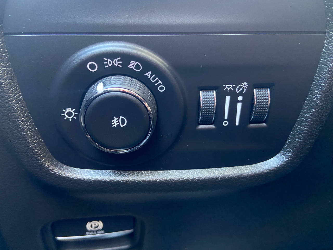 Jeep Grand Cherokee L Limited 4WD 2023 Jeep Grand Cherokee L Limited 4WD 2023