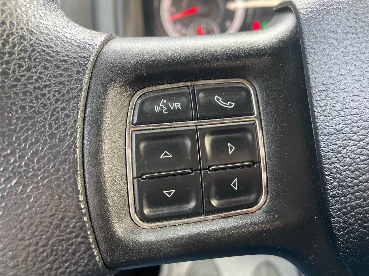 RAM 1500 Classic Tradesman Quad Cab 4WD 2019 RAM 1500 Classic Tradesman Quad Cab 4WD 2019