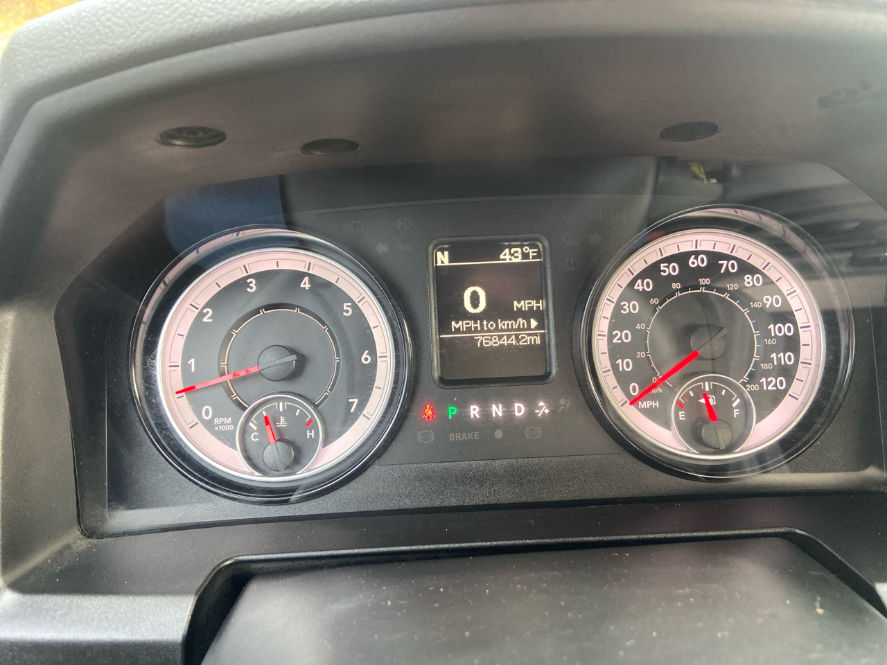 RAM 1500 Classic Tradesman Quad Cab 4WD 2019 RAM 1500 Classic Tradesman Quad Cab 4WD 2019