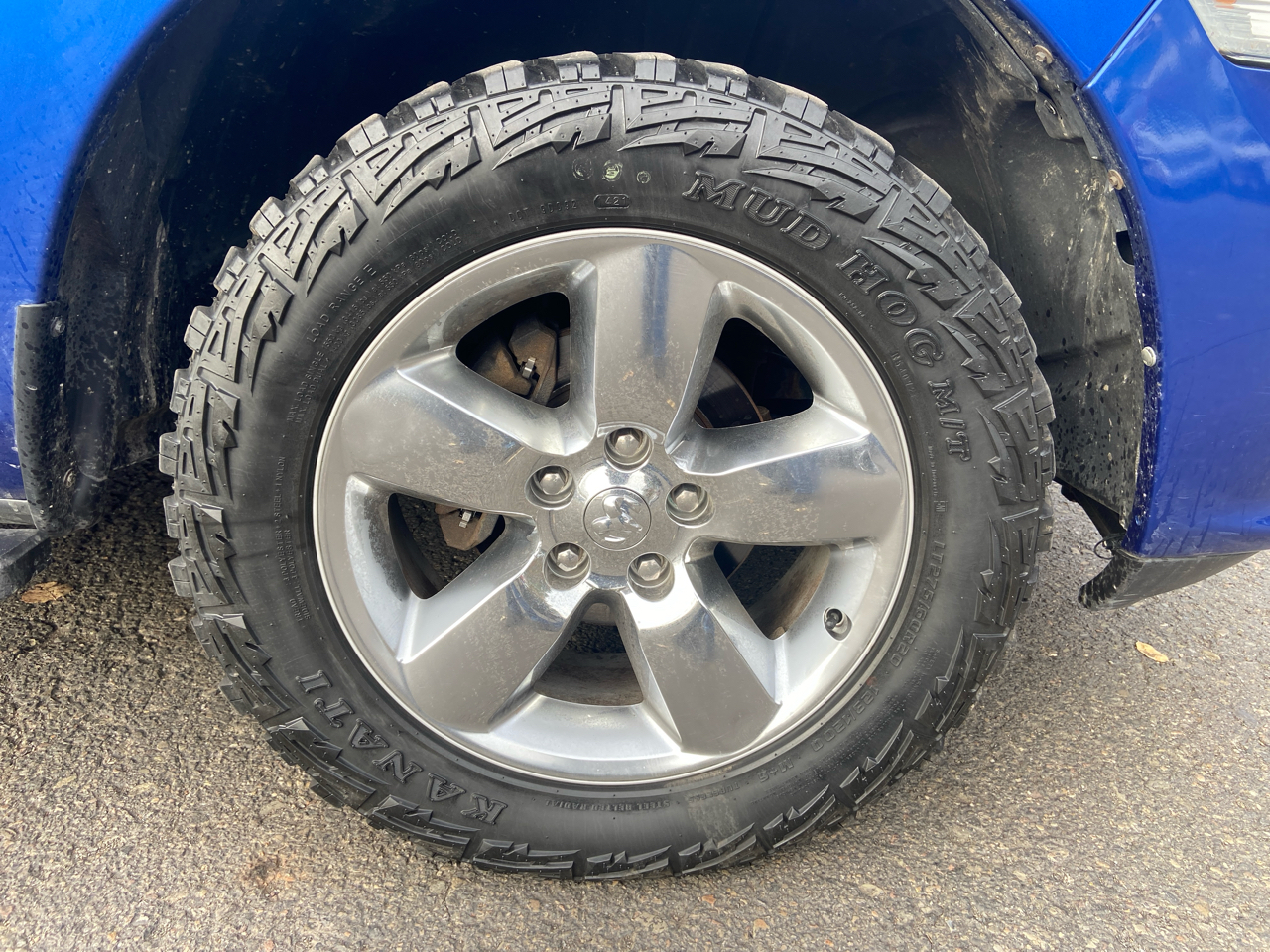 RAM 1500 Classic Tradesman Quad Cab 4WD 2019 RAM 1500 Classic Tradesman Quad Cab 4WD 2019