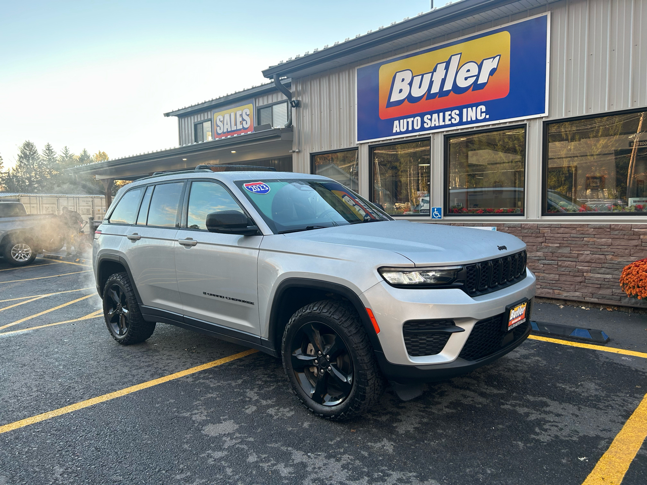 Jeep Grand Cherokee Altitude 4x4 2023 Jeep Grand Cherokee Altitude 4x4 2023