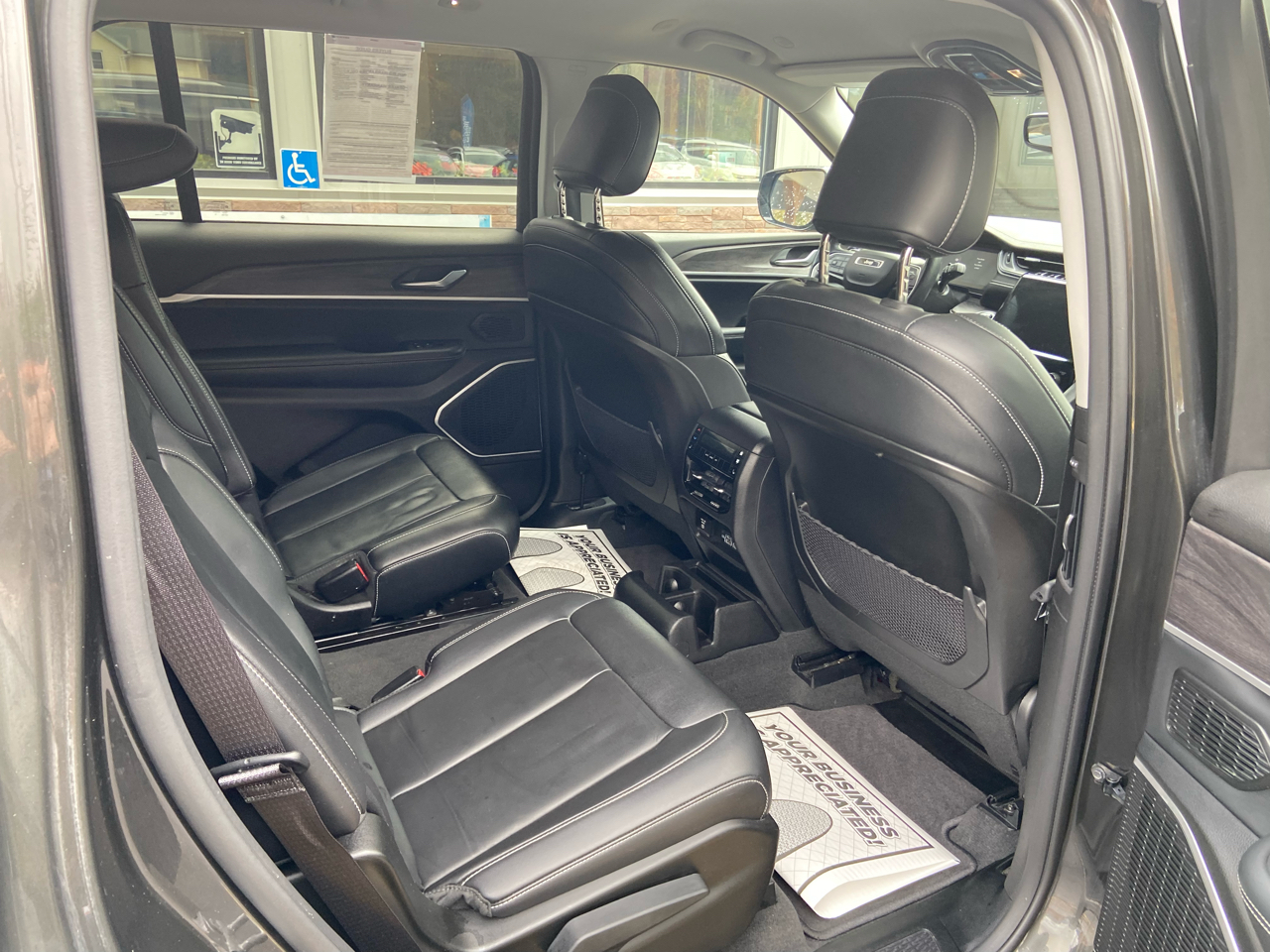 Jeep Grand Cherokee L Limited 4WD 2022 Jeep Grand Cherokee L Limited 4WD 2022