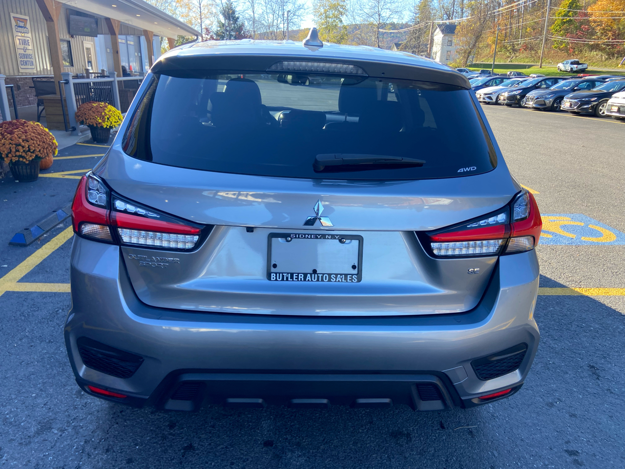 Mitsubishi Outlander Sport 2.0 ES 4WD 2024 Mitsubishi Outlander Sport 2.0 ES 4WD 2024