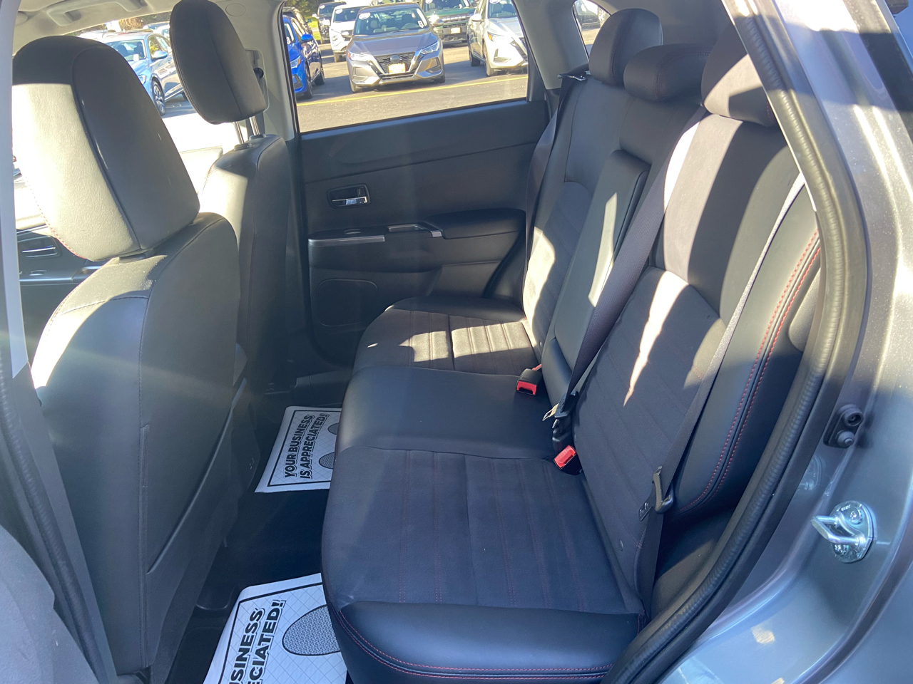 Mitsubishi Outlander Sport 2.0 ES 4WD 2024 Mitsubishi Outlander Sport 2.0 ES 4WD 2024