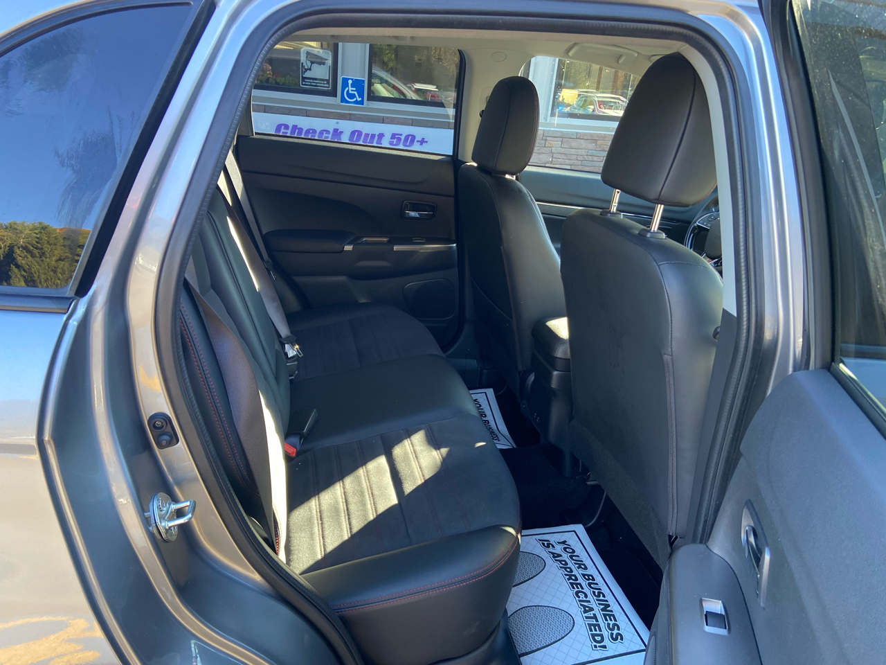 Mitsubishi Outlander Sport 2.0 ES 4WD 2024 Mitsubishi Outlander Sport 2.0 ES 4WD 2024