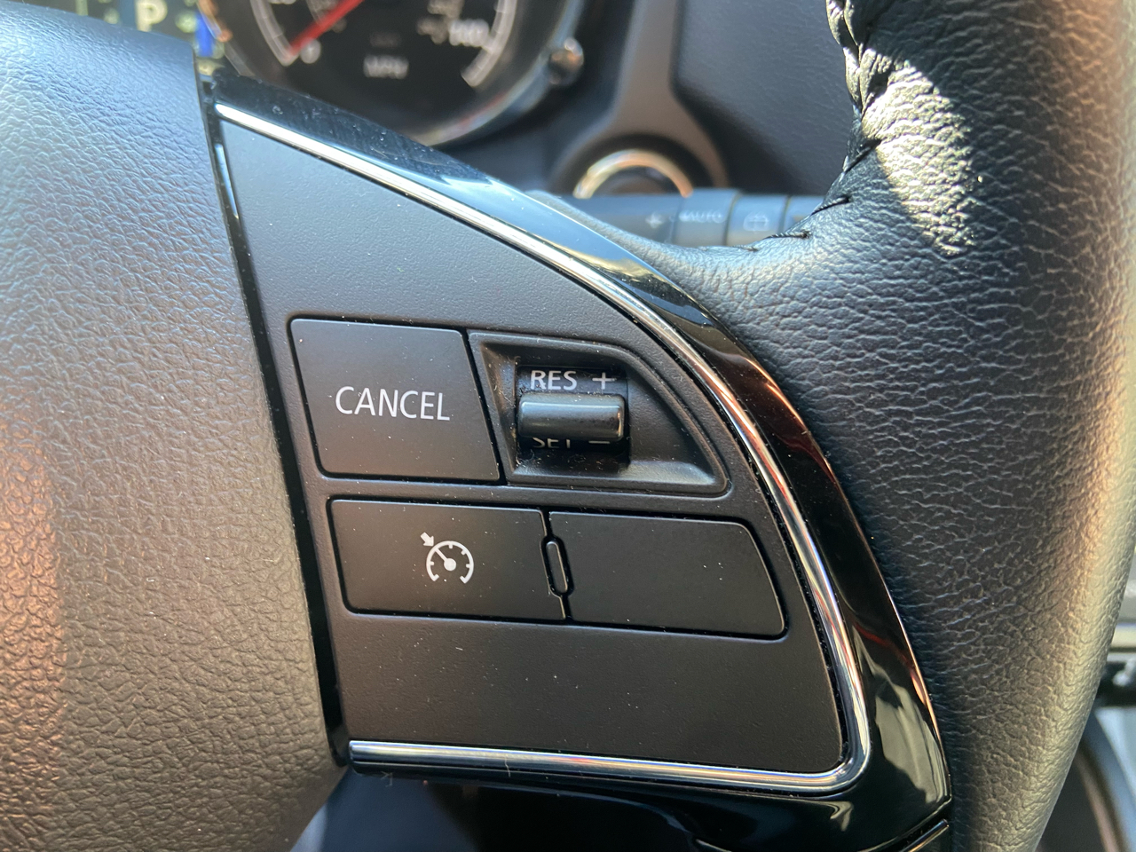 Mitsubishi Outlander Sport 2.0 ES 4WD 2024 Mitsubishi Outlander Sport 2.0 ES 4WD 2024