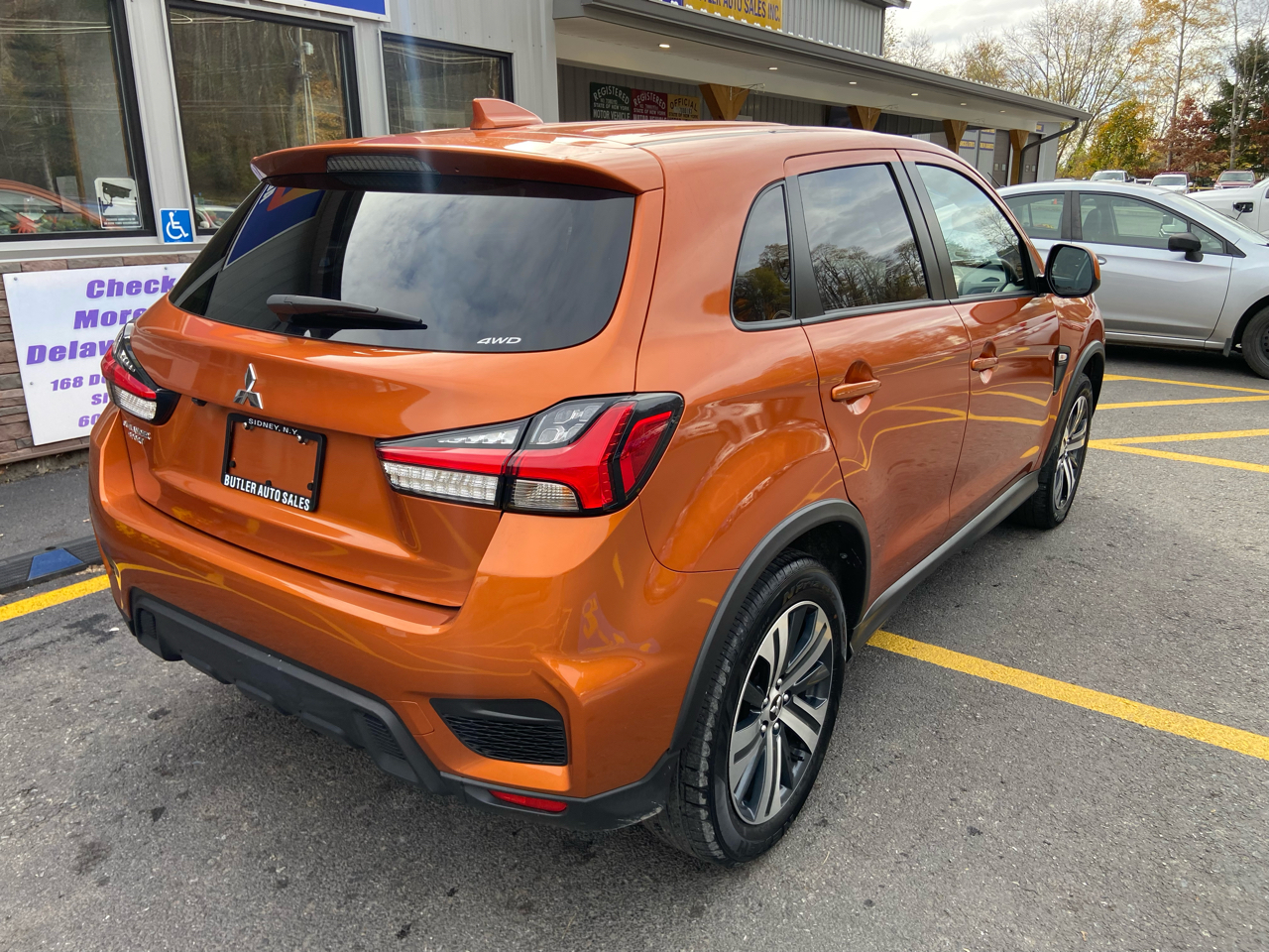 Mitsubishi Outlander Sport 2.0 ES 4WD 2024 Mitsubishi Outlander Sport 2.0 ES 4WD 2024