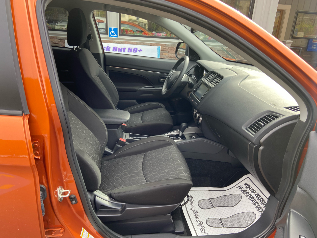 Mitsubishi Outlander Sport 2.0 ES 4WD 2024 Mitsubishi Outlander Sport 2.0 ES 4WD 2024