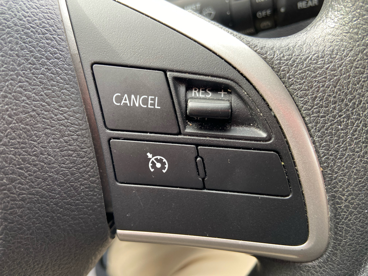 Mitsubishi Outlander Sport 2.0 ES 4WD 2024 Mitsubishi Outlander Sport 2.0 ES 4WD 2024