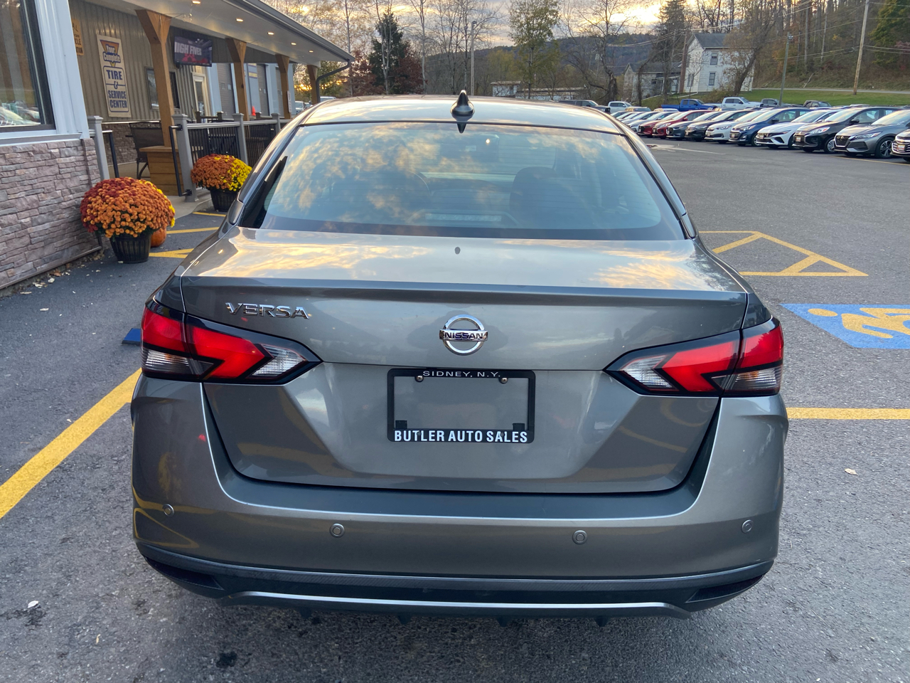 Nissan Versa SV 2021 Nissan Versa SV 2021
