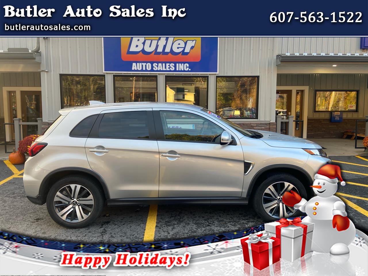 2024 Mitsubishi Outlander Sport SE's photo