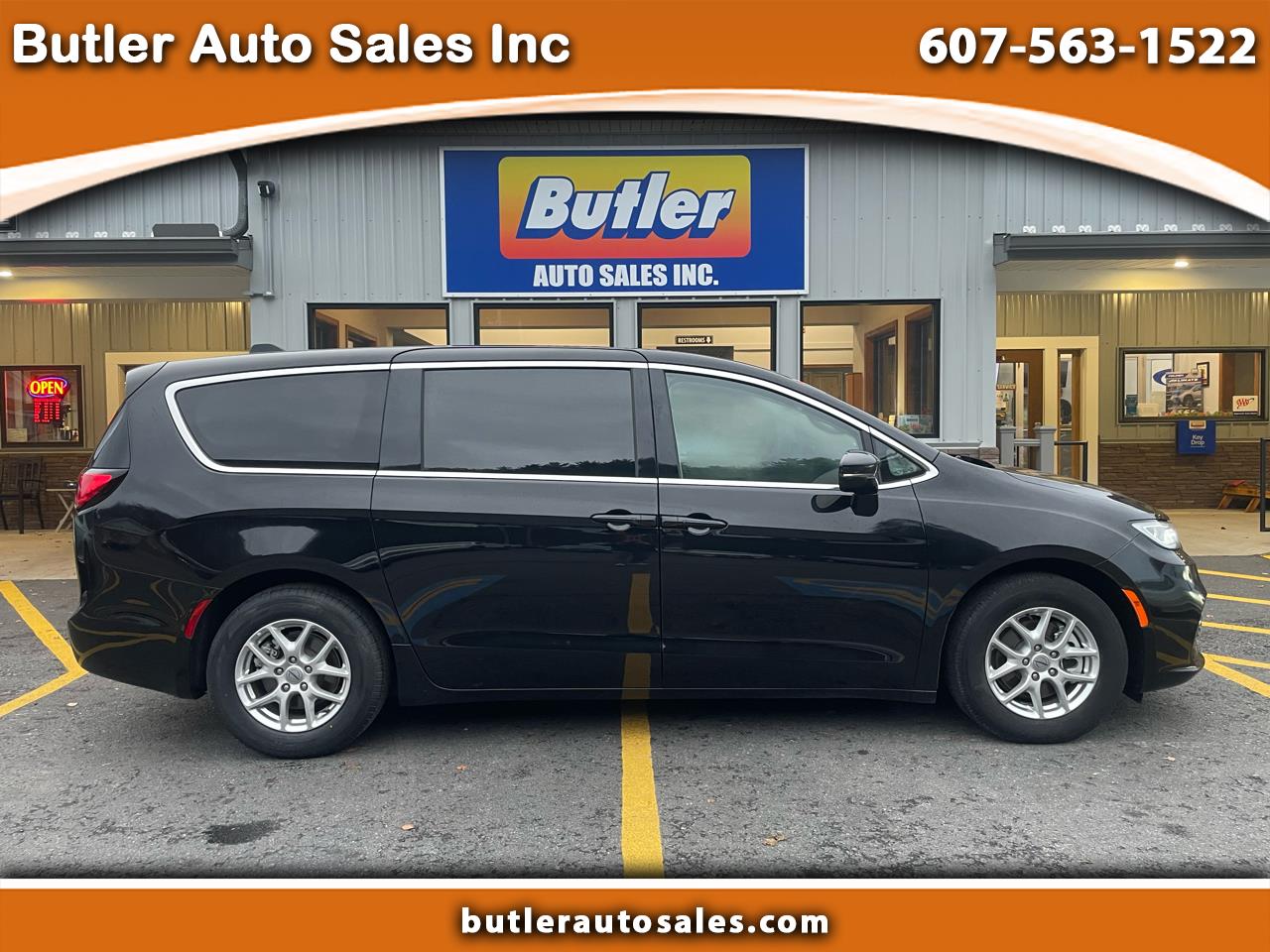 2024 Chrysler Pacifica Touring L