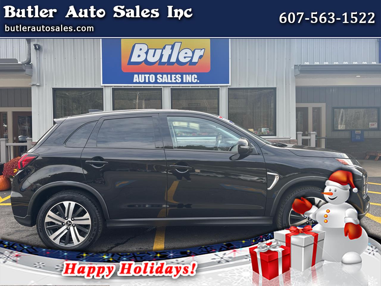 2024 Mitsubishi Outlander Sport SE's photo