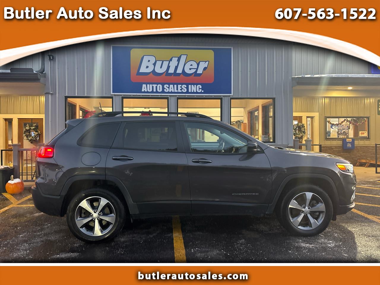 2022 Jeep Cherokee Limited's photo