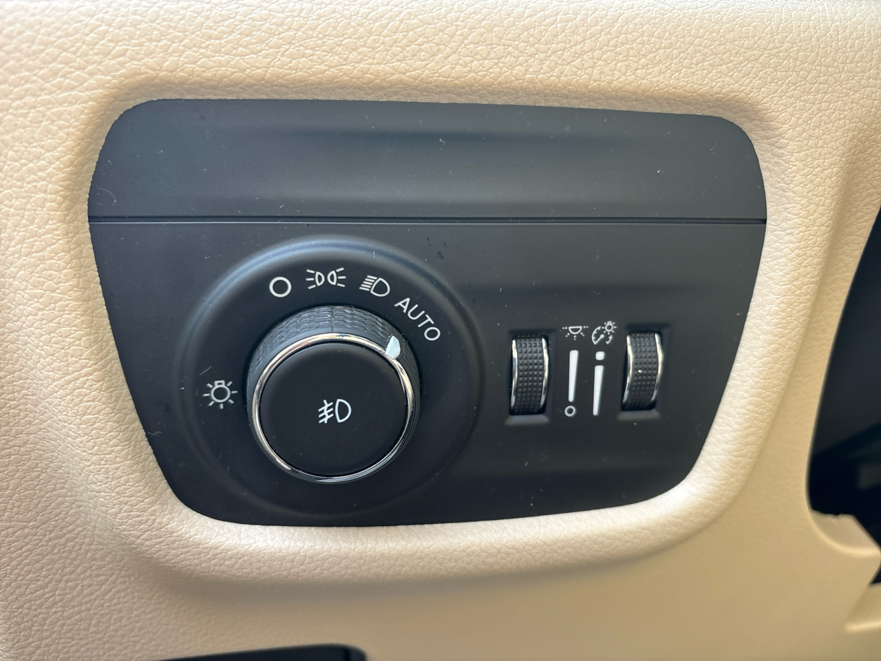 Jeep Grand Cherokee L Limited 4WD 2023