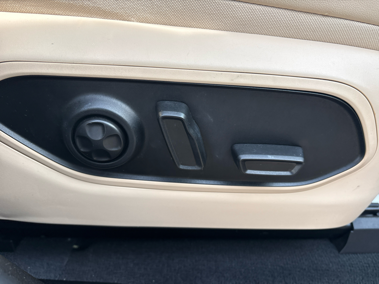 Jeep Grand Cherokee L Limited 4WD 2023