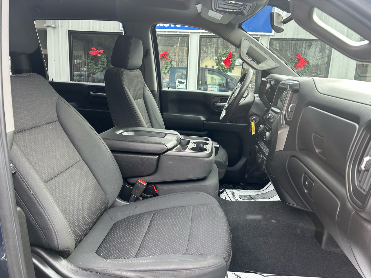 Chevrolet Silverado 2500HD Custom Crew Cab Short Box 4WD 2021