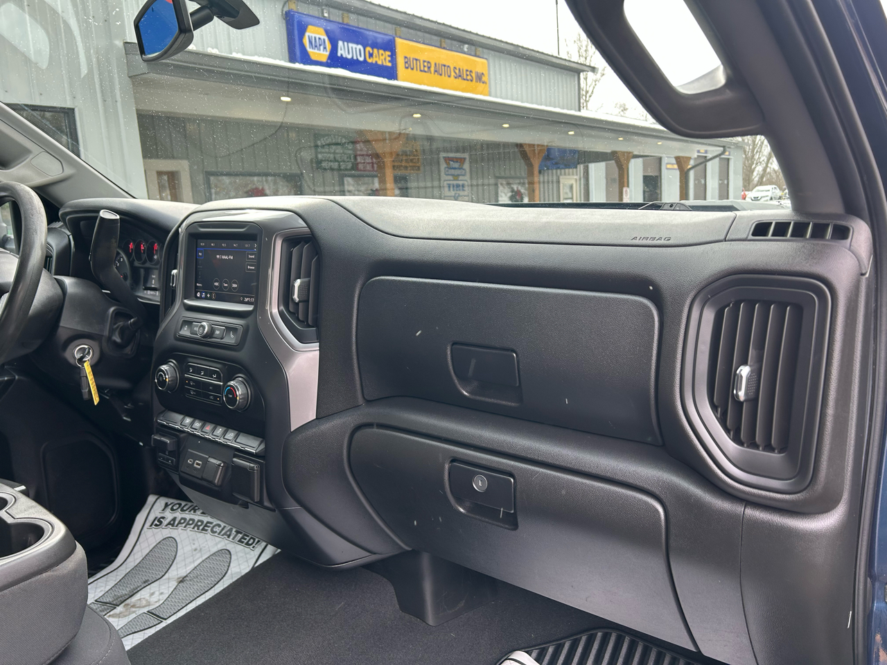 Chevrolet Silverado 2500HD Custom Crew Cab Short Box 4WD 2021