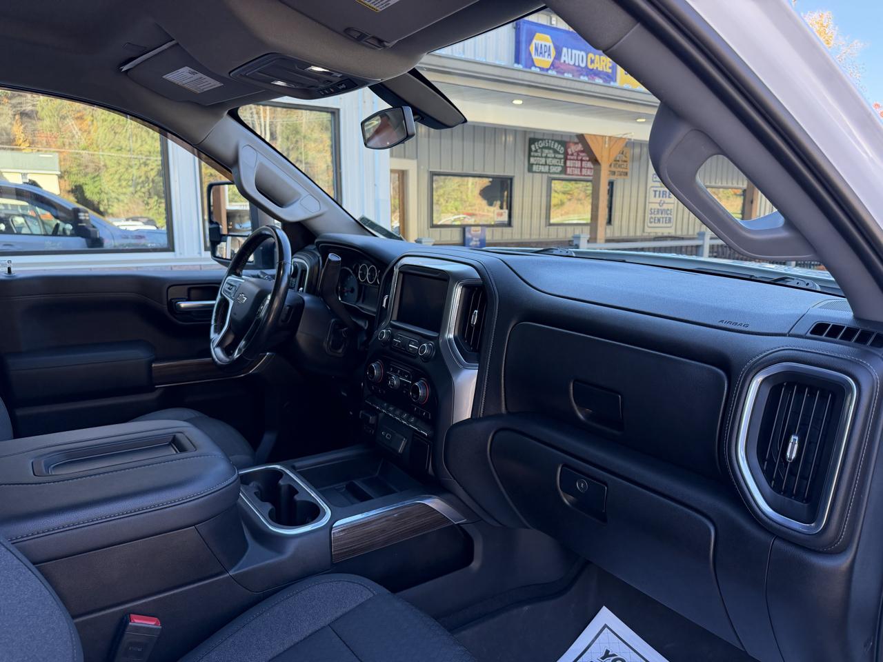 Chevrolet Silverado 1500 RST Crew Cab Long Box 4WD 2020