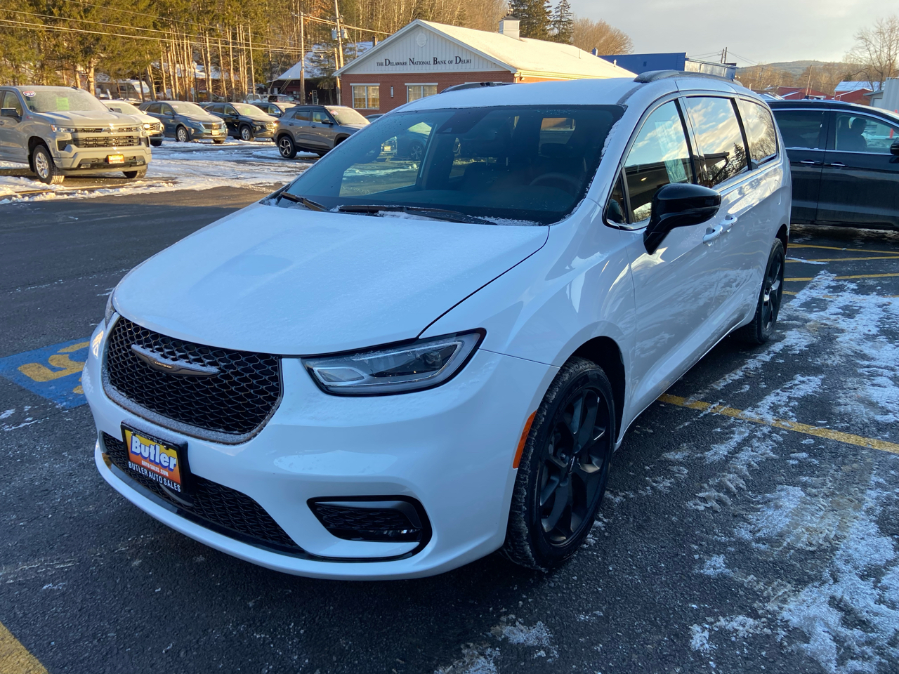 Chrysler Pacifica Touring L AWD 2024