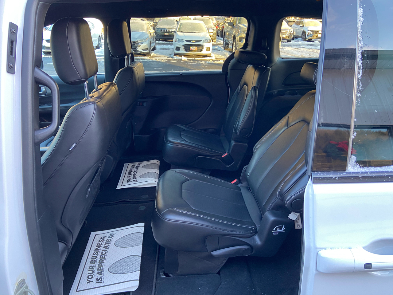 Chrysler Pacifica Touring L AWD 2024