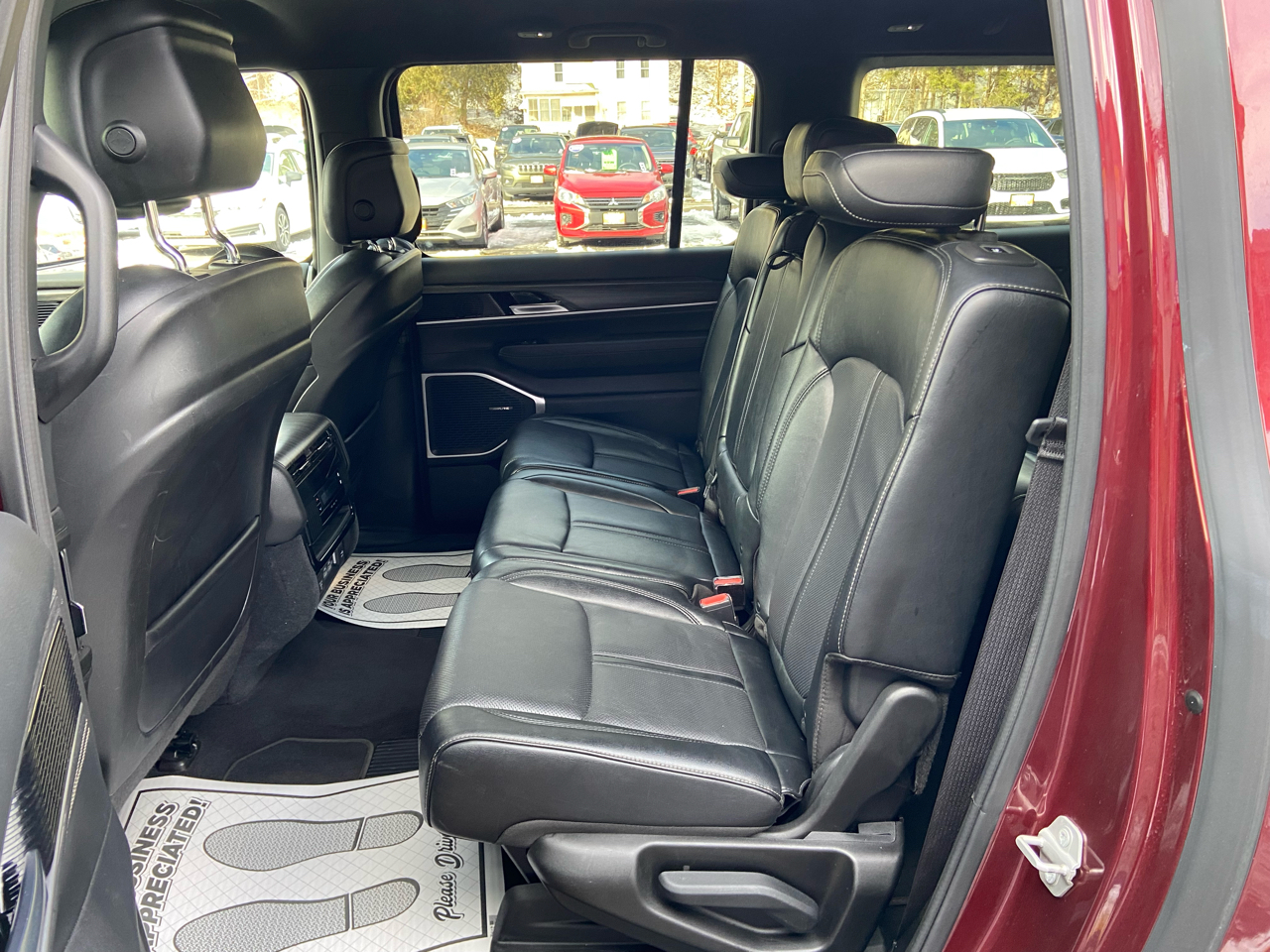 Jeep Wagoneer L Series II 4WD 2024