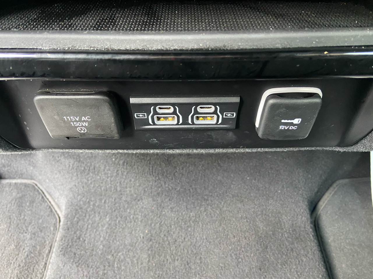 Jeep Wagoneer L Series II 4WD 2024