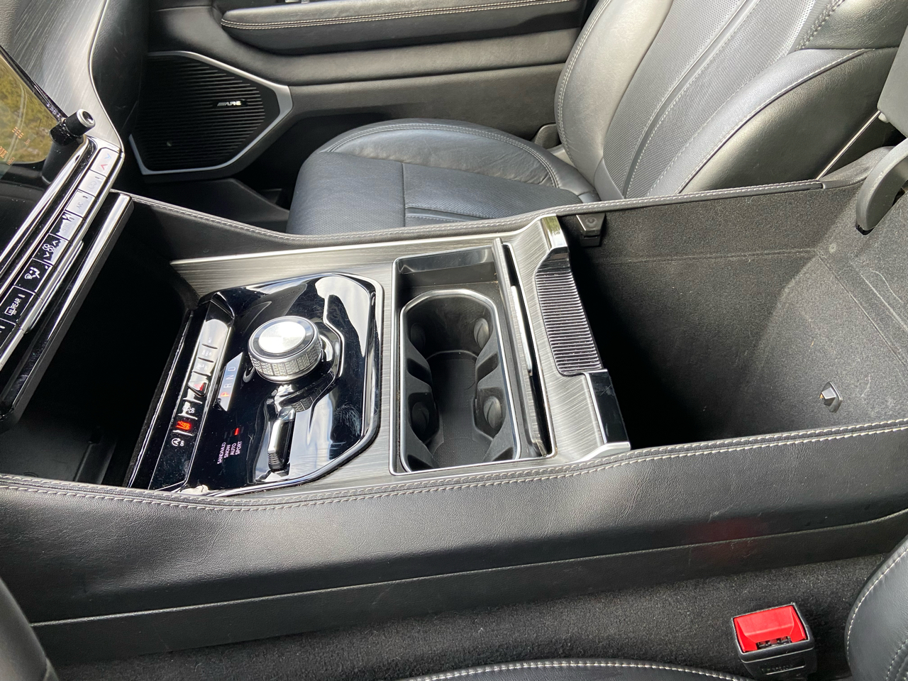 Jeep Wagoneer L Series II 4WD 2024