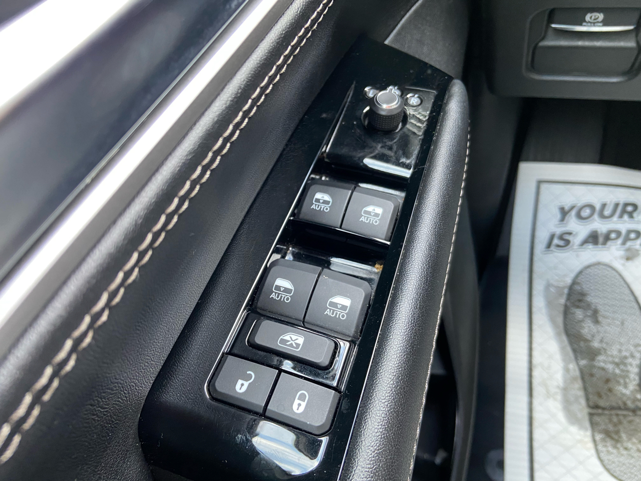 Jeep Wagoneer L Series II 4WD 2024