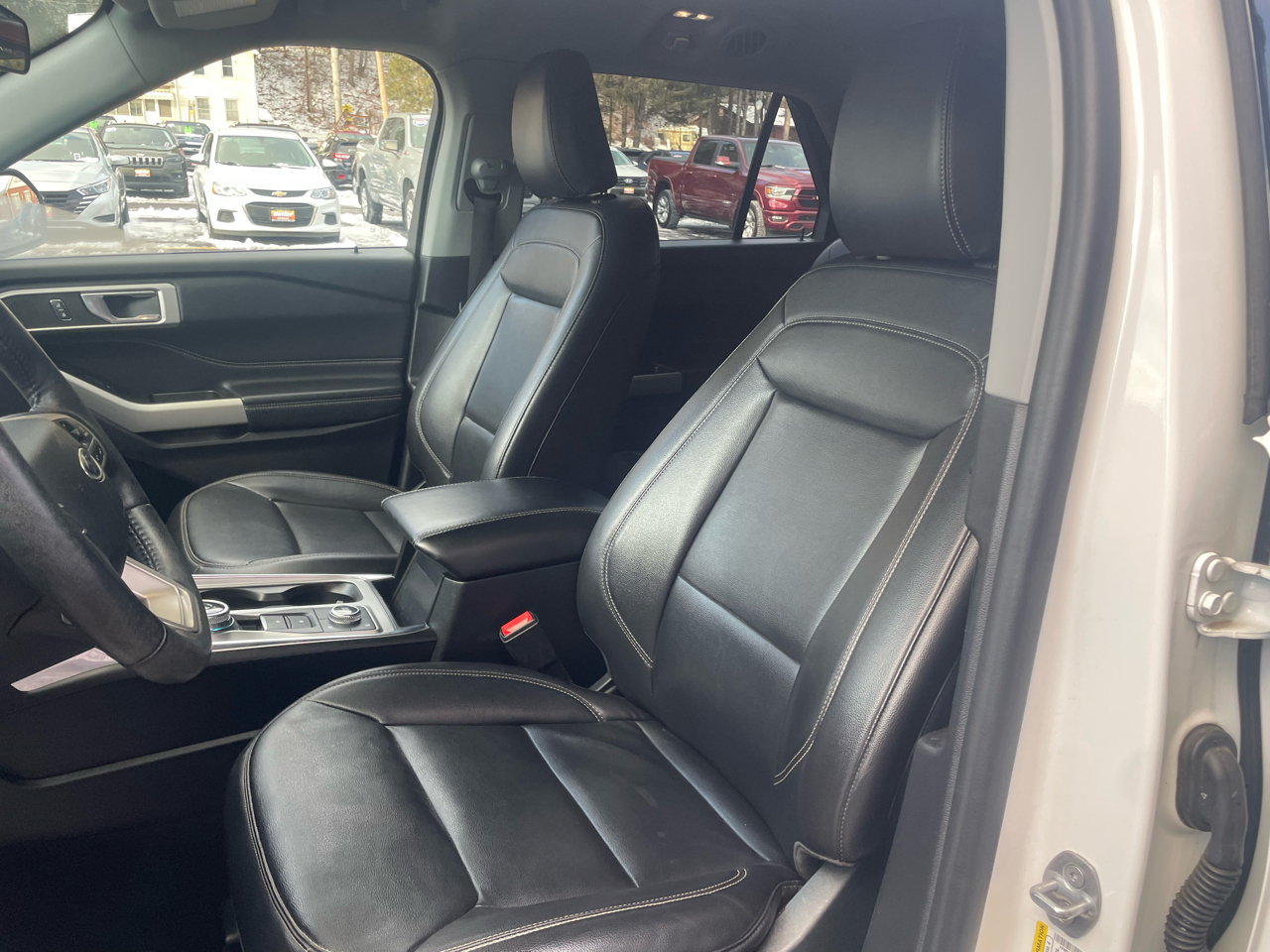 Ford Explorer XLT AWD 2021