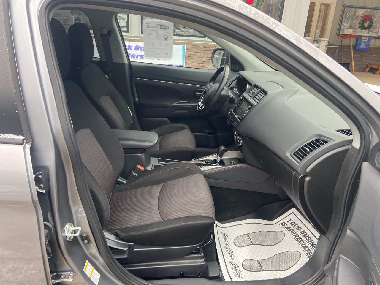 Mitsubishi Outlander Sport 2.0 ES 4WD CVT 2018