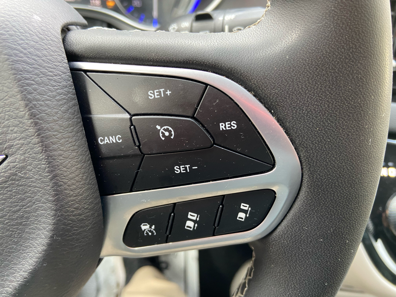 Chrysler Pacifica Touring L 2023