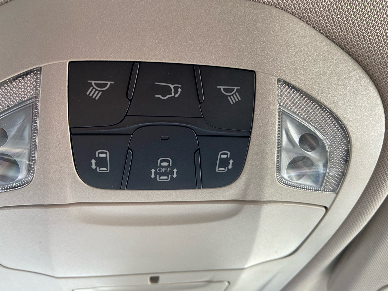 Chrysler Pacifica Touring L 2023