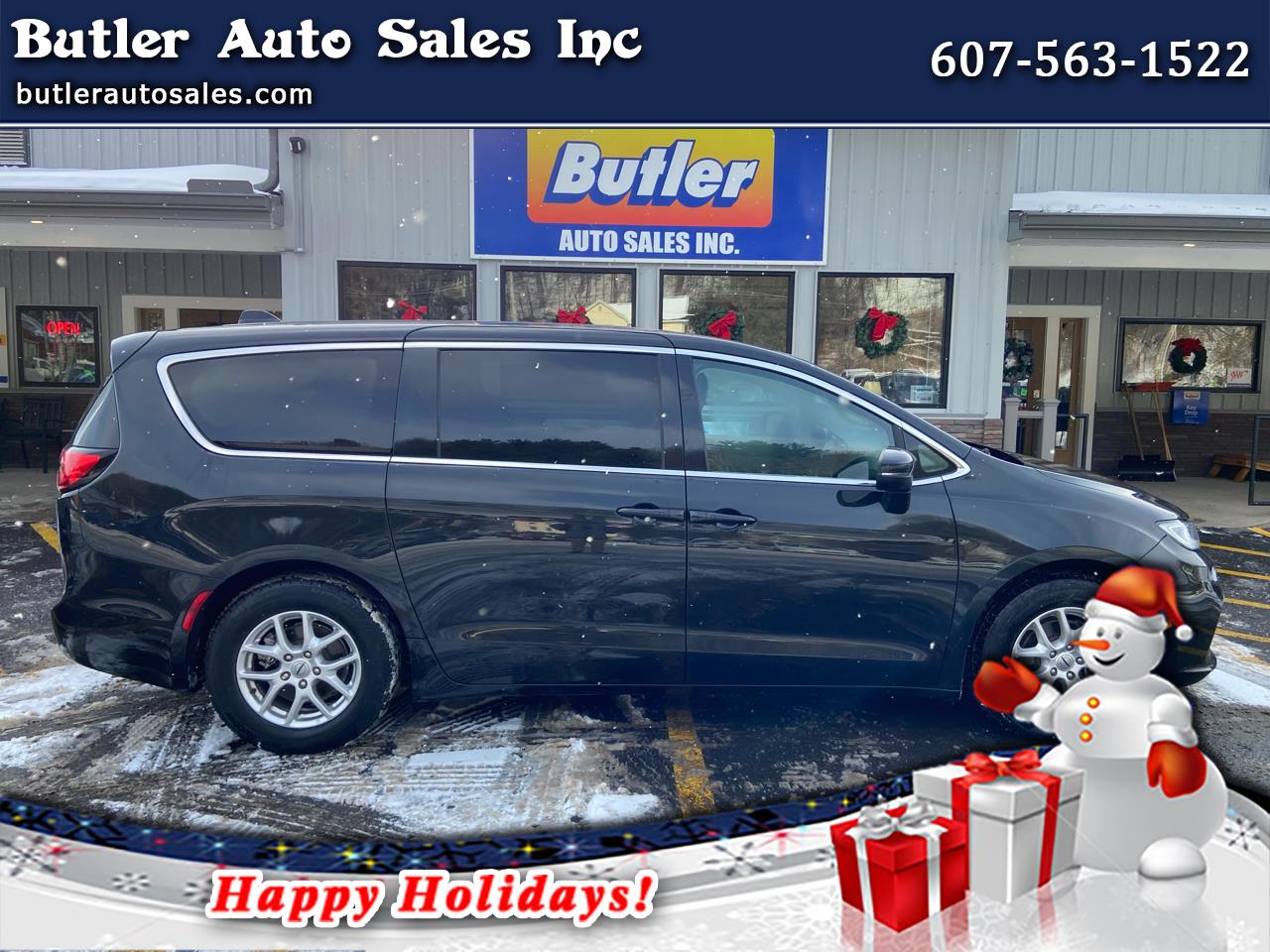 2023 Chrysler Pacifica Touring L's photo