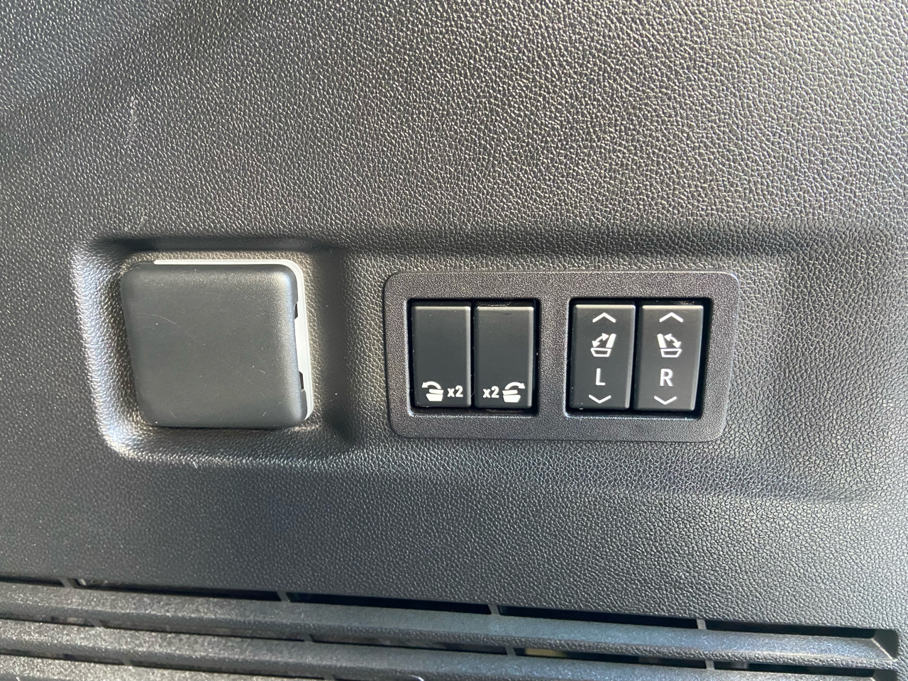 Chevrolet Tahoe Premier 4WD 2023