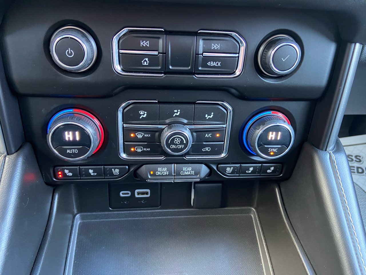 Chevrolet Tahoe Premier 4WD 2023