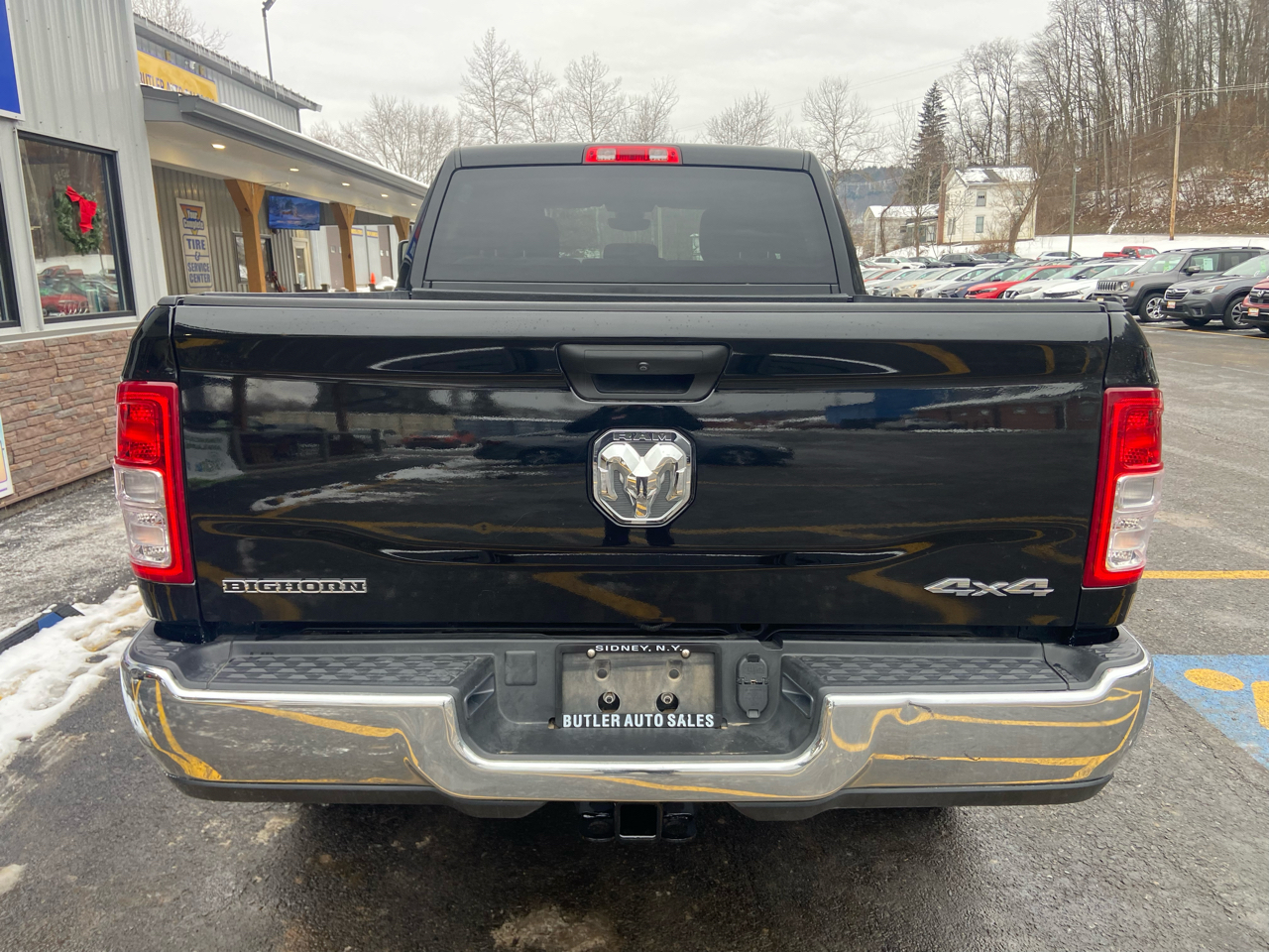 RAM 2500 Tradesman Crew Cab SWB 4WD 2024