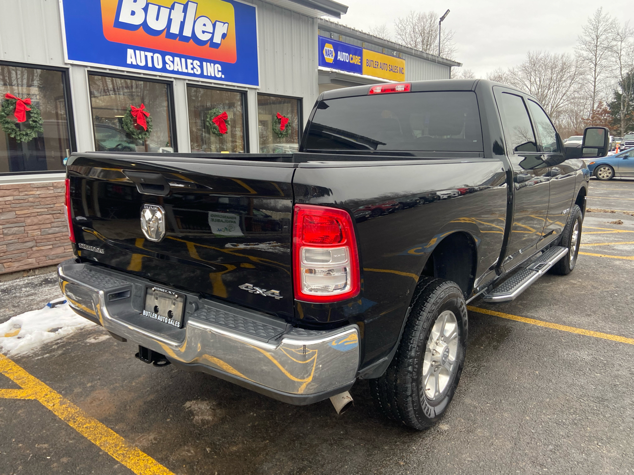 RAM 2500 Tradesman Crew Cab SWB 4WD 2024