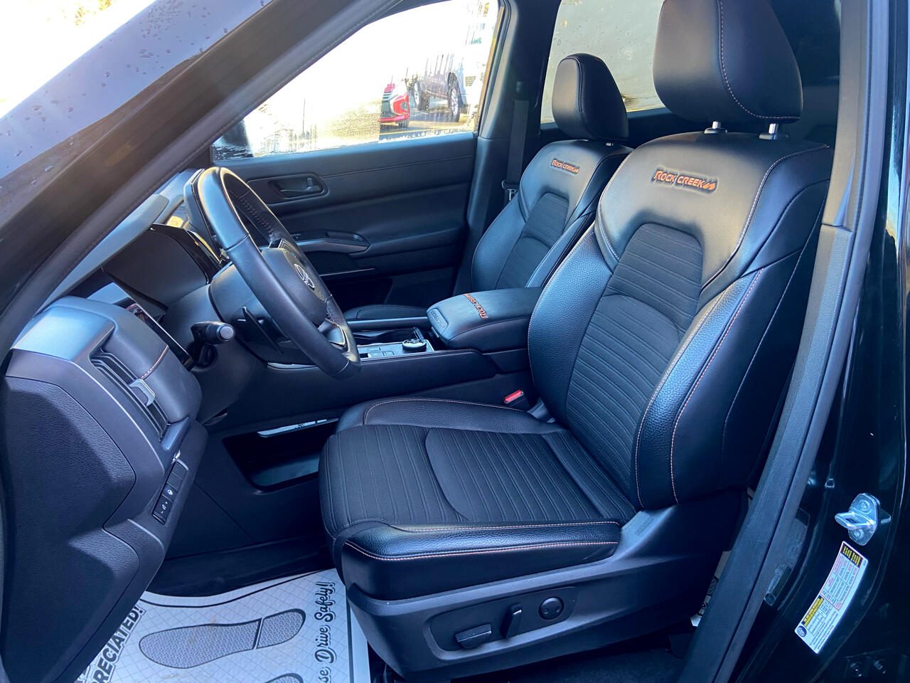 Nissan Pathfinder SV 4WD 2023