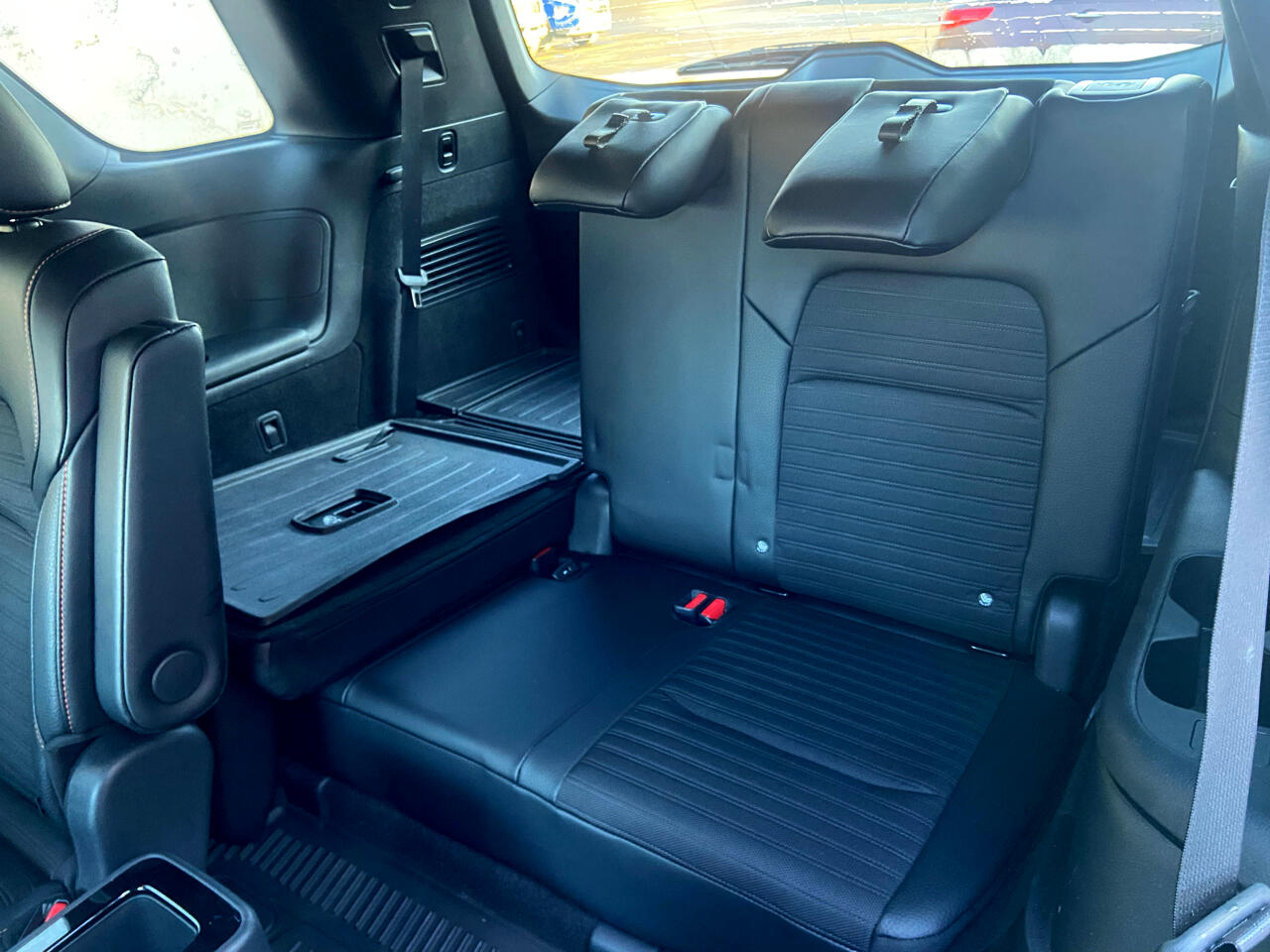 Nissan Pathfinder SV 4WD 2023