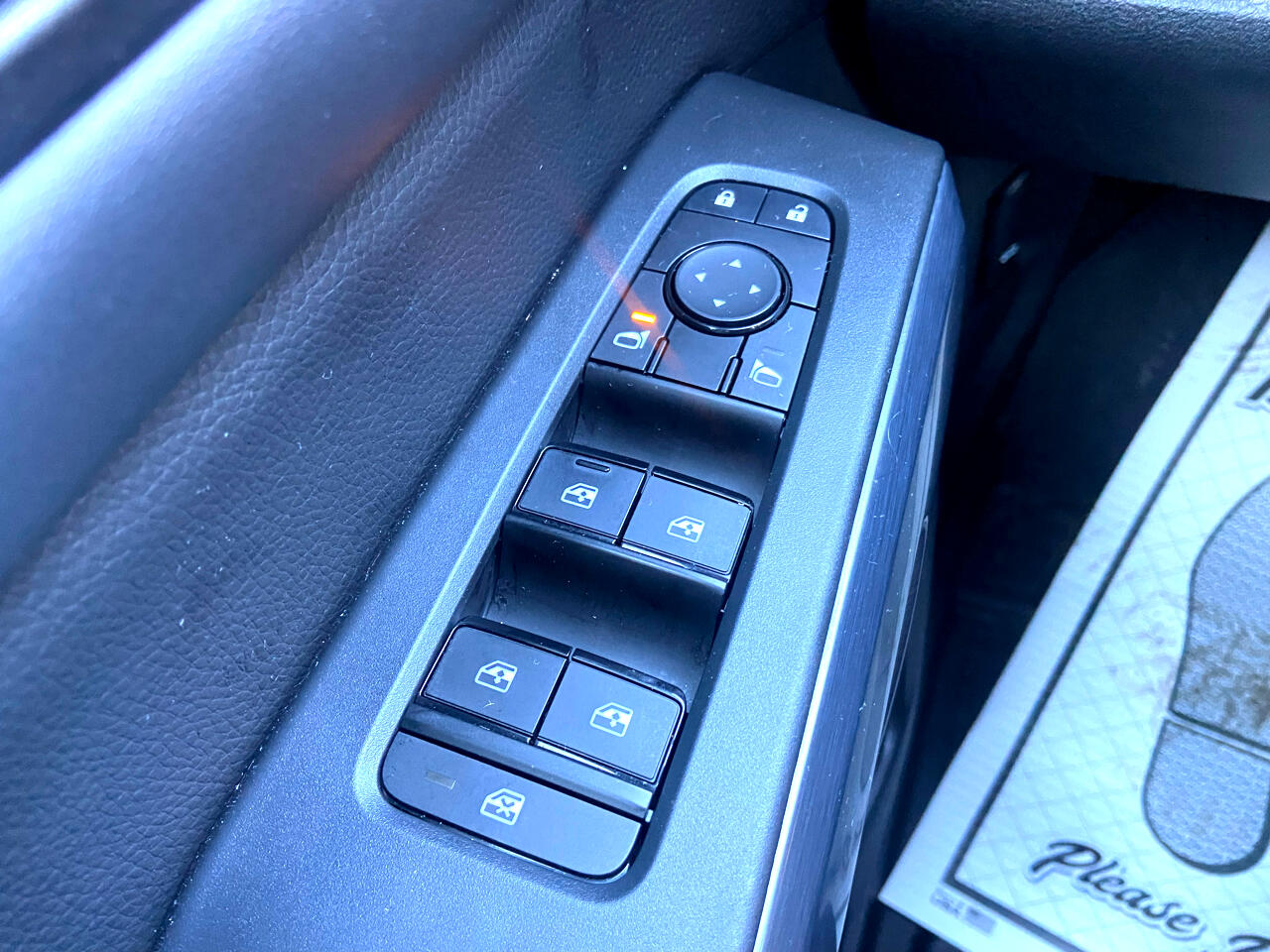 Nissan Pathfinder SV 4WD 2023