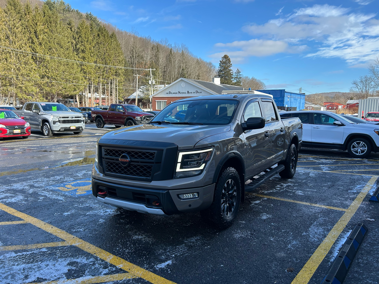 Nissan Titan PRO-4X 2021